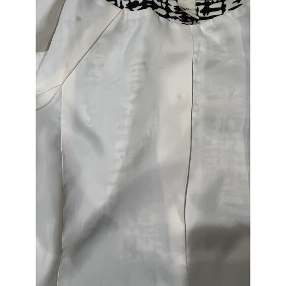 Kenneth Cole Reaction Black And White Bell Sleeve Zip Front Jacket Size 6 Petite - Picture 9 of 9